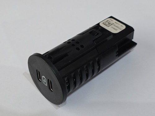 Ford usb point charging - 2,