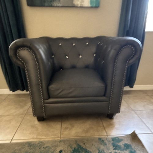 Gray tufted faux leather sofa - gray,