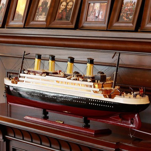 New titanic model wooden - new,