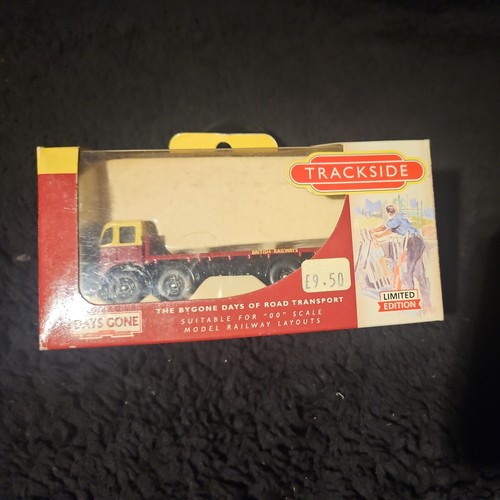 Lledo trackside leyland - 1.76,
