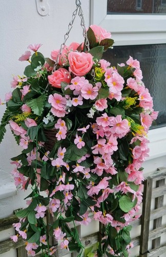 Hanging basket artificial - basket,