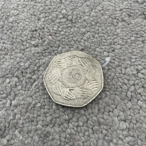 50p ring hands eec fifty - of,