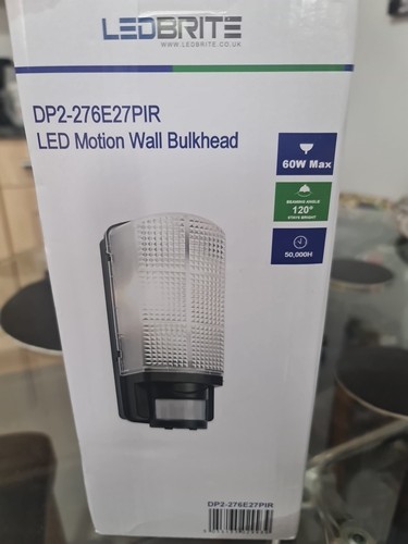 Ip44 outdoor wall light dusk - ip44,