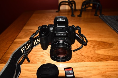 Fujifilm finepix hs20exr - finepix,
