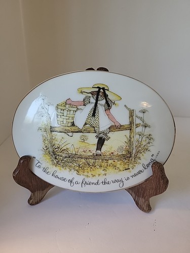 Holly hobbie 1973 porcelain - holly,