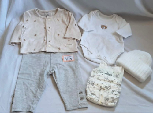 Reborn baby dolls - , clothes
