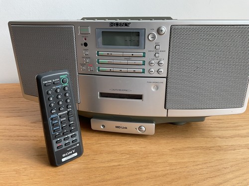 Sony radio cassette - radio, cd