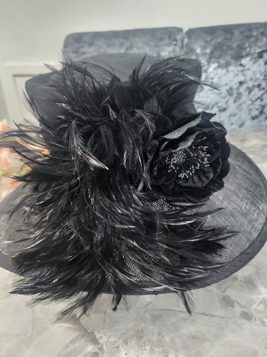 Debut black feather wedding - black,