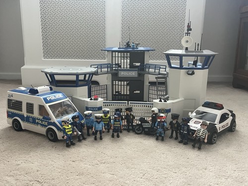 Playmobil command center car - command,