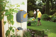 Hozelock 40m wall mounted - wall,