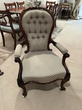 Victorian Mahogany Spoon Back