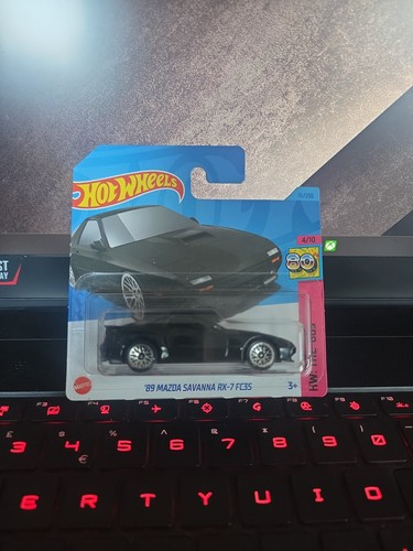 Hot wheels mazda savanna - '89,