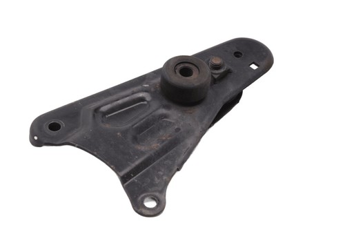 Exhaust holder support - ,