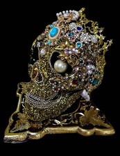 Vintage Jewellery Covered Art