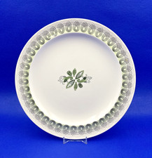 WEDGWOOD ERIC RAVILIOUS PERSEPHONE 25.5CM PLATE - GREEN