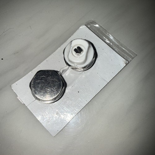 Radiator fixing kit 1 - 1/2", 1/2"