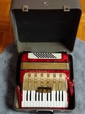 Hohner Student IV with case