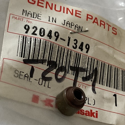 Kawasaki 92049 1349 valve - kawasaki, 92049-1349