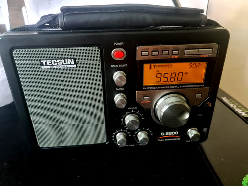 Tecsun 8800 receiver - sw,