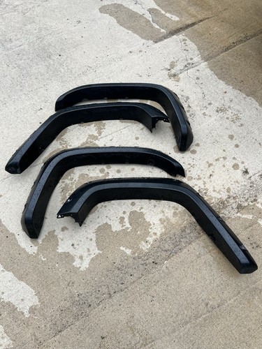 Toyota cruiser husky liner - fj,