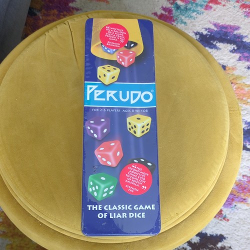 Perudo dice game - perudo, dice)
