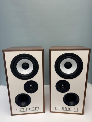 Mission 700 bookshelf - mission,