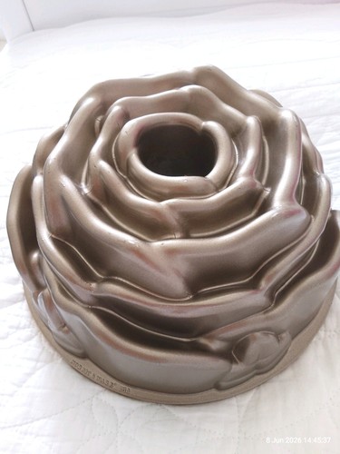 Nordic ware rose - bundt, 10