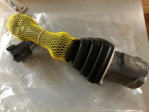 Genuine jcb loading shovel - loading,