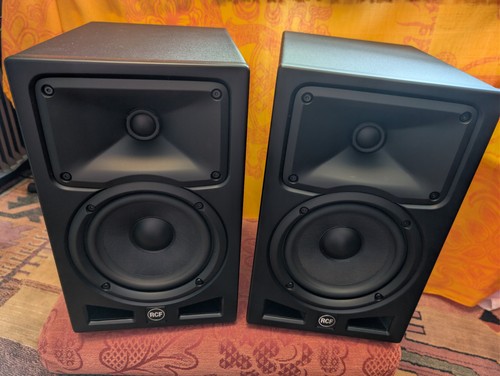 Rcf audio ayra pro - audio,