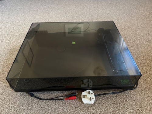 Rega planar turntable - 2,