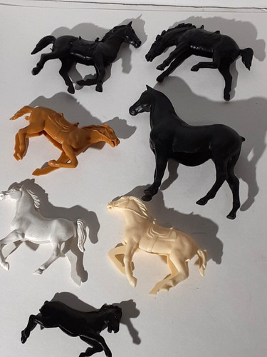 Vintage miniature plastic - 7,