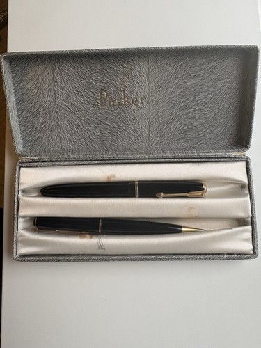 Vintage parker lady - vintage, fountain