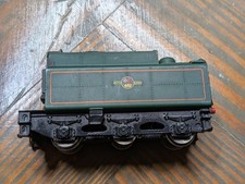 HORNBY R063 BRITANNIA BR GREEN