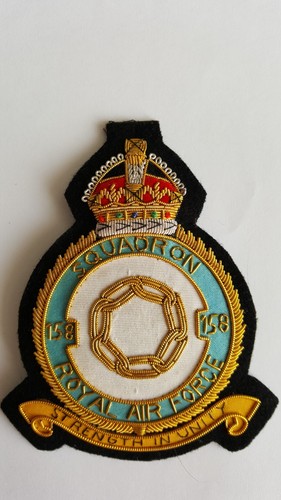 Blazer badge gold - blazer,