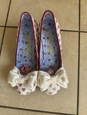 Irregular Choice Ivory With Pink Heart “Banjo” Shoes