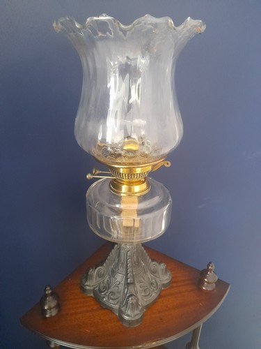 Victorian oil lamp with cast - oil,