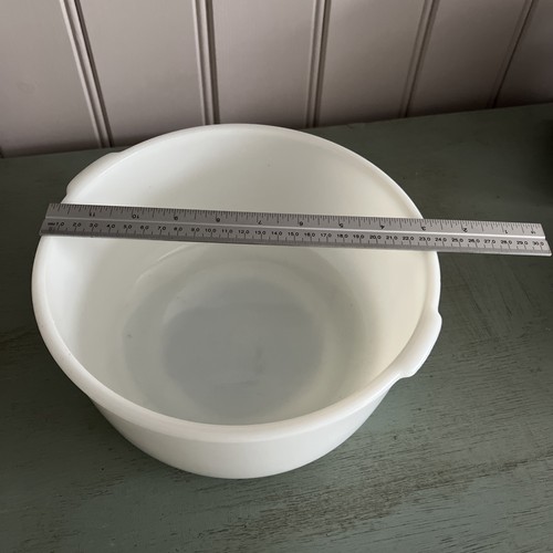 Pyrex sunbeam mixmaster - pyrex,