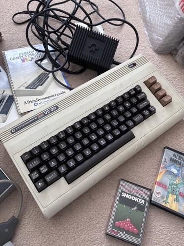 Commodore vic computer and - commodore,