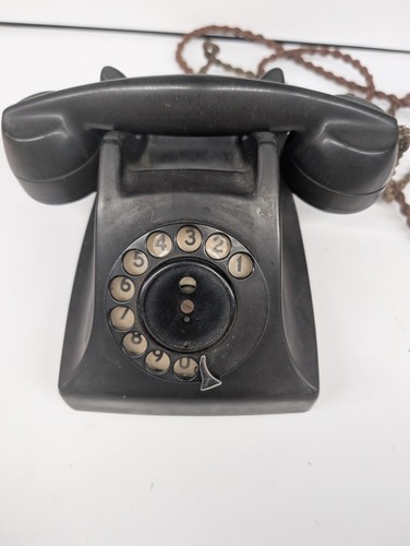 Vintage bakelite phone - bakelite,