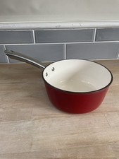 Stellar Cast Iron Saucepan Red