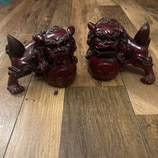 Feng Shui Chinese Cherry Red Resin 2 Foo Dogs Guardians Figurines 5.5 X 4.5 In