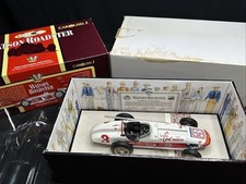 1/18 Carousel1 Watson Roadster