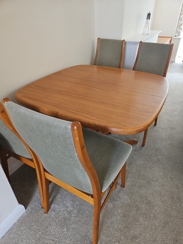 Plan extending teak dining - g,