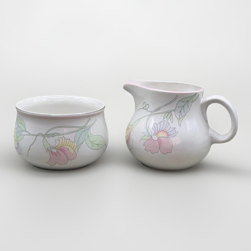Martiniqué stoneware milk - stoneware,