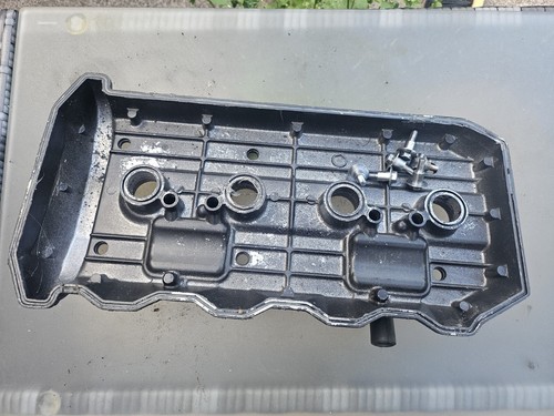 Zzr1100 valve cover - d,