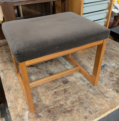 Mid century plan dressing - mid,