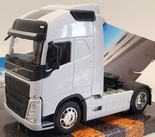 Welly 1/32 Scale Model Truck