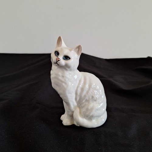 Vintage beswick white cat - beswick,