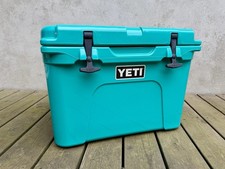 Yeti Tundra 35 Hard Cooler -