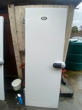 ❄️ 🥶 FOSTER COLD ROOM